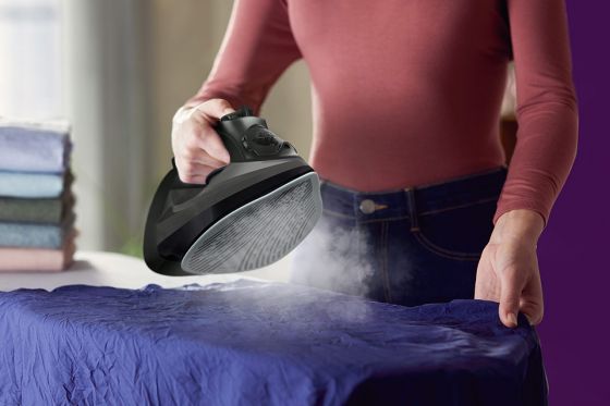 Philips Ciągły strumień pary do 45 g/min. Proste i przyjemne prasowanie